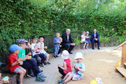 2021-07-23 OB Eis im KIndergarten_5.JPG