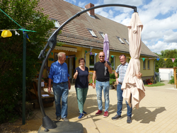 2020-07-06 Sonnenschirm Kindergarten_6.JPG