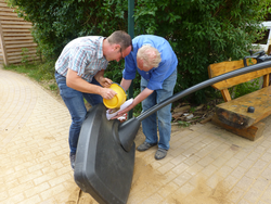 2020-07-06 Sonnenschirm Kindergarten_5.JPG